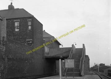 Elswick Railway Station Photo. Newcastle to Scotswood and Blaydon Line. (1)..