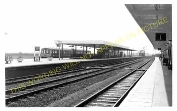 Ely Railway Station Photo. Waterbeach - Littleport. Cambridge to Kings Lynn. (10)