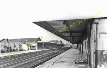 Ely Railway Station Photo. Waterbeach - Littleport. Cambridge to Kings Lynn. (21)