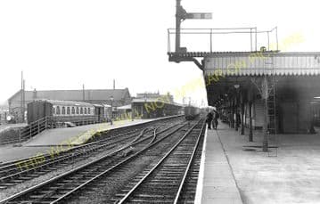 Ely Railway Station Photo. Waterbeach - Littleport. Cambridge to Kings Lynn. (4)