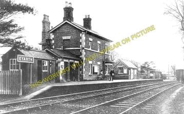 Eyarth Railway Station Photo. Ruthin - Nantclwyd. Denbigh to Corwen Line. (1)..