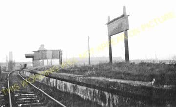Ferguslie Railway Station Photo. Paisley - Barrhead. Caledonian Railway. (1).
