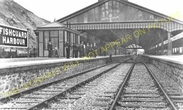 Fishguard Harbour Railway Station Photo. Whitland Line. Great Western Rly. (14)