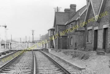 Ford Bridge Railway Station Photo. Leominster - Dinmore. Hereford Line. (6)