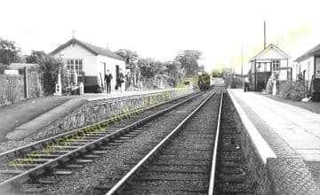 Forden Railway Station Photo. Welshpool - Montgomery. Abermule Line. (2)