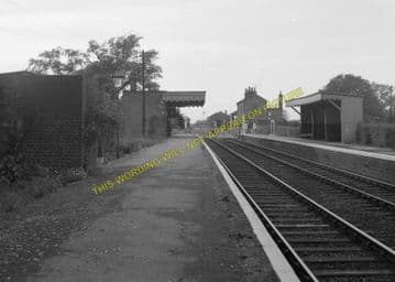 Fulbourne Railway Station Photo. Cambridge - Six Mile Bottom. (13)