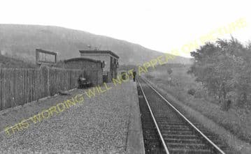 Glenbuck Railway Station Photo. Inches - Muirkirk. Caledonian Railway. (1)
