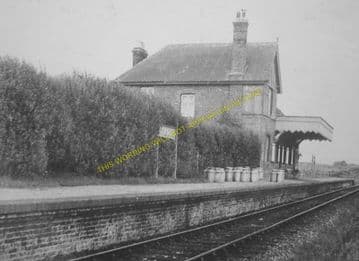 Godshill Railway Station Photo. Merstone - Whitwell. Ventnor Line. (1)
