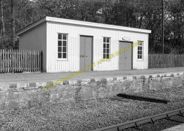Golspie Railway Station Photo. The Mound - Dunrobin. Brora Line. Highland. (4)