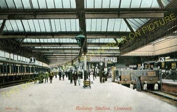 Gourock Railway Station Photo. Greenock and Port Glasgow Line. Caledonian. (9)