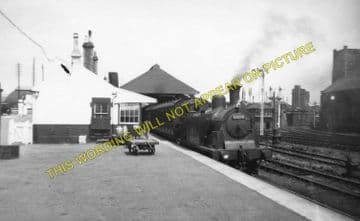 Grangemouth Railway Station Photo. Falkirk Line. Caledonian Railway. (1)
