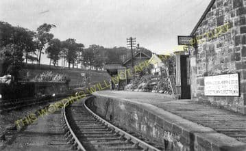 Guard Bridge Railway Station Photo. Leuchars - St. Andrews. Stravithie Line. (2)