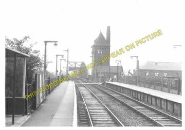 Hawarden Bridge Railway Station Photo. Shotton - Burton Point. Great Central (2)