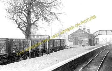 Hawthornden Railway Station Photo. Bonnyrigg to Rosslynlee & Rosslyn Castle (1).