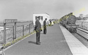 Heads of Ayr Railway Station Photo. Dunure - Alloway. Maidens to Ayr Line. (3)