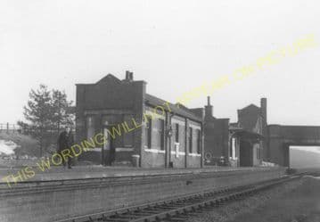 Helmdon for Sulgrave Railway Station Photo. Brackley - Culworth. GCR. (7)