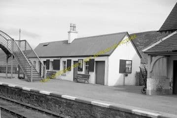 Helmsdale Railway Station Photo. Loth - Kildonnan. Brora to Kinbrace Line (4)