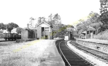 Henllan Railway Station Photo. Newcastle Emlyn - Pentrecrourt. Pencader Line (1)