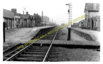 Henlow Railway Station Photo. Hitchin - Shefford. Bedford Line. Midland Rly. (3)