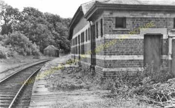 Holland Arms Railway Station Photo. Gaerwen to Amlwch and Redwharf Lines. (2)