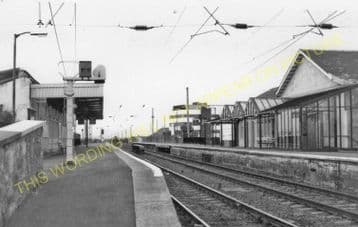Irvine Railway Station Photo. Kilwinning - Gailes. Glasgow & South Western. (3)