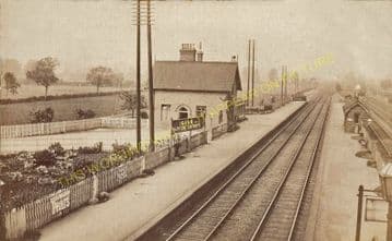 Isham & Burton Latimer Railway Station Photo. Kettering - Finedon. Midland. (1).