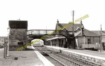 Kelso Railway Station Photo. Roxburgh - Sprouston. St. Boswells Line. (1)