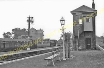 Kelso Railway Station Photo. Roxburgh - Sprouston. St. Boswells Line. (6).