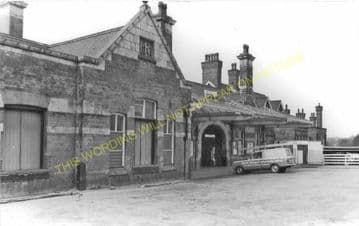 Kettering & Corby Railway Station Photo. Midland Railway. (5)