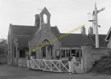 Ketton & Collyweston Railway Station Photo. Stamford - Luffenham. (1)..
