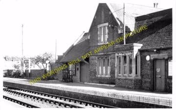Kimbolton Railway Station Photo. Raunds - Grafham. Thrapston to Huntingdon. (4).