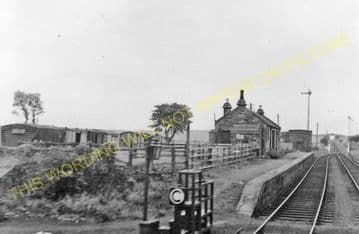 Kingsbarns Railway Station Photo. Crail - Boarhills. Ellie to Stravithie. (2).