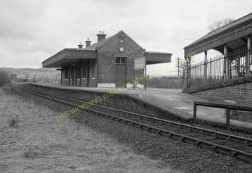 Kinross Jct. Railway Station Photo. Milnnathort to Balado & Blairadam Line (1)..