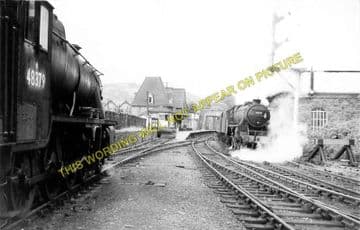 Knighton Railway Station Photo. Bucknell - Knucklas. Builth Wells Line (1)..