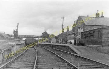 Knowesgate Railway Station Photo. Scotsgap - Woodburn. Morpeth to Reedsmouth (4)