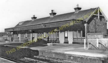 Ladybank Railway Station Photo. Kingskettle to Auchtermuchty & Cupar. (8)