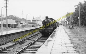 Lampeter Railway Station Photo. Llanybyther to Derry Ormond and Aberayron (1)..