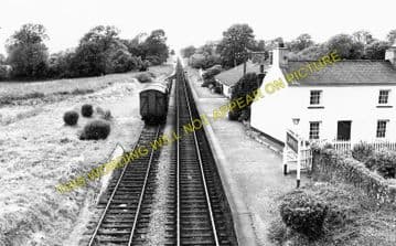 Lamphey Railway Station Photo. Pembroke - Manorbier. Penally and Tenby Line. (3)