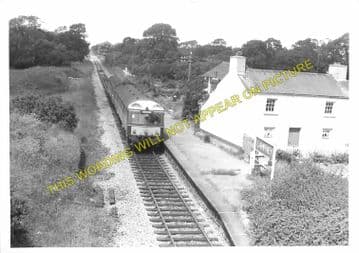 Lamphey Railway Station Photo. Pembroke - Manorbier. Penally and Tenby Line. (7).