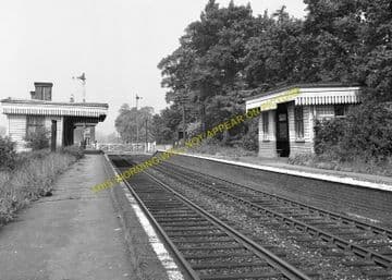 Lilbourne Railway Station Photo. Clifton Mill - Yelvertoft. Rugby to Welford (7)