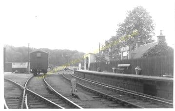 Lindean Railway Station Photo. Selkirk - Abbotsford Ferry. Galashiels Line. (2)