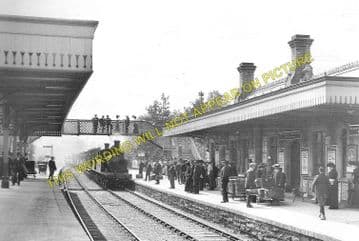 Llandrindod Wells Railway Station Postcard. Builth Wells - Penybont. L&NWR. (1)