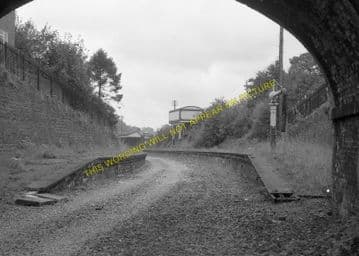 Llangollen Railway Station Photo. Berwyn - Trevor. Corwen to Wrexham Line. (12)