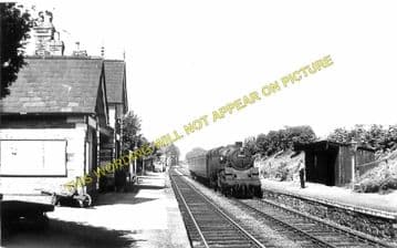 Llynclys Railway Station Photo. Llanymynech - Oswestry. Cambrian Railways. (2)