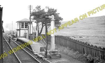 Loch Skerrow Railway Station Photo. New Galloway - Gatehouse of Fleet. (1)
