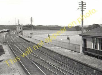 Lochside Railway Station Photo. Beith - Howwood. Dalry to Johnstone Line. (4)