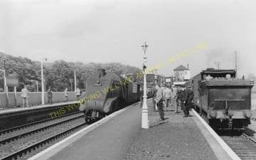 Longniddry Railway Station Photo. Prestonpans to Haddington, Aberlady & Drem. (5).