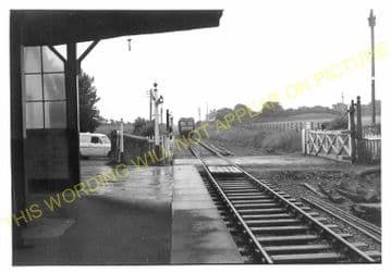Manorbier Railway Station Photo. Lamphey - Lydstep. Pembroke to Tenby. GWR. (5)