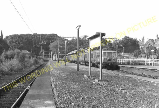 Milngavie Railway Station Photo. Hillfoot, Bearsden and Westerton Line. NBR. (5)