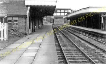 Mold Railway Station Photo. Rhydymwyn to Coed Talon and Llong Lines. L&NWR. (2)